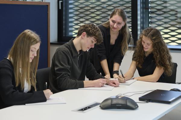 Ausbildung Fremdsprachen Industriekaufmann Erklärungen