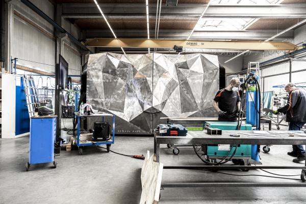 Handwerk Metallbauer Arbeitsplatz Azubi Projekt