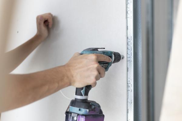 Trockenbau Baustelle Akkuschrauber Montieren